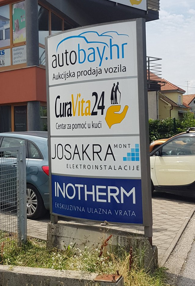 Oslikavanje totema Zagreb